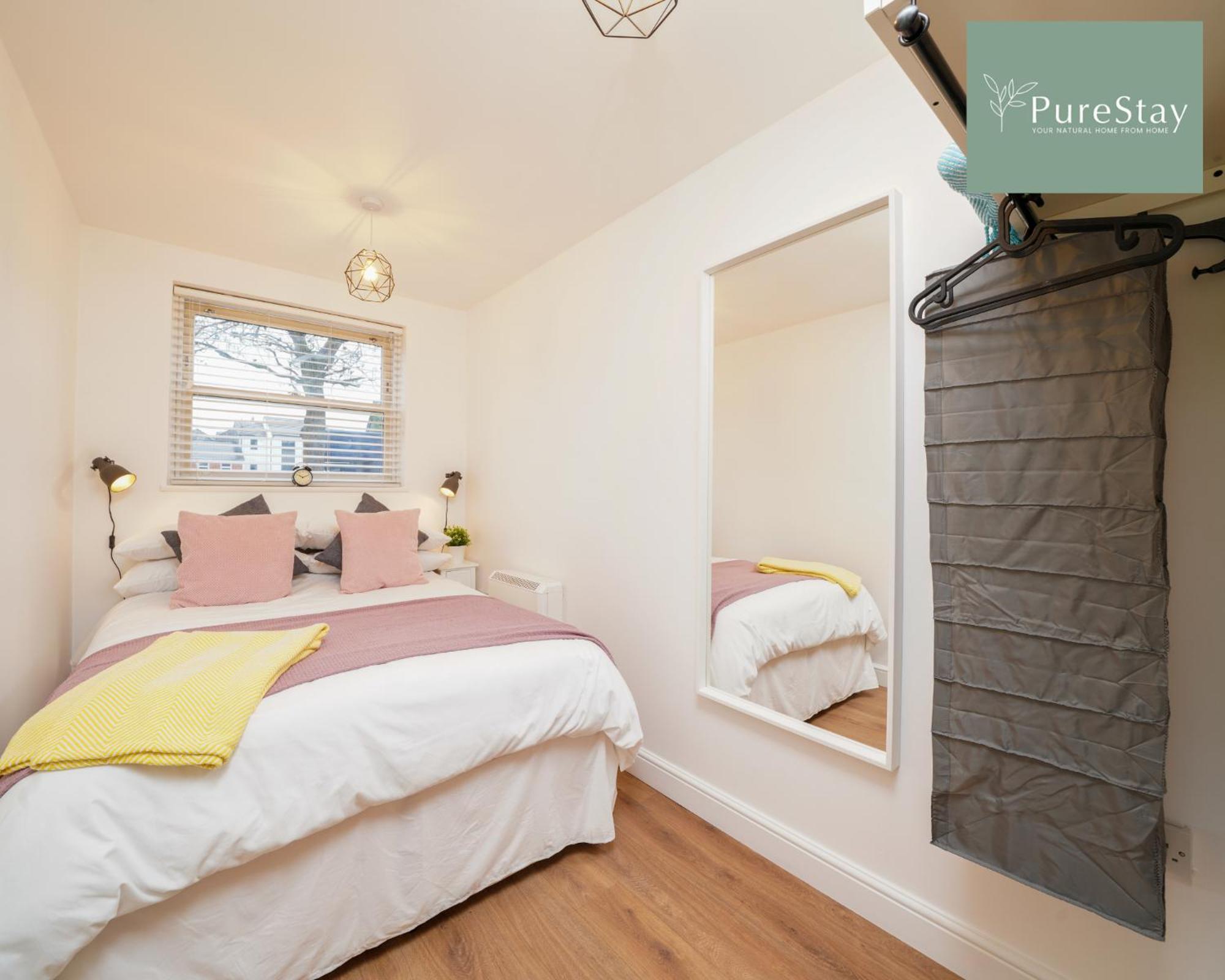 Stunning Two Bed Leamington Apartment With Free Wifi By Purestay Short Lets & Serviced Accommodation Luaran gambar