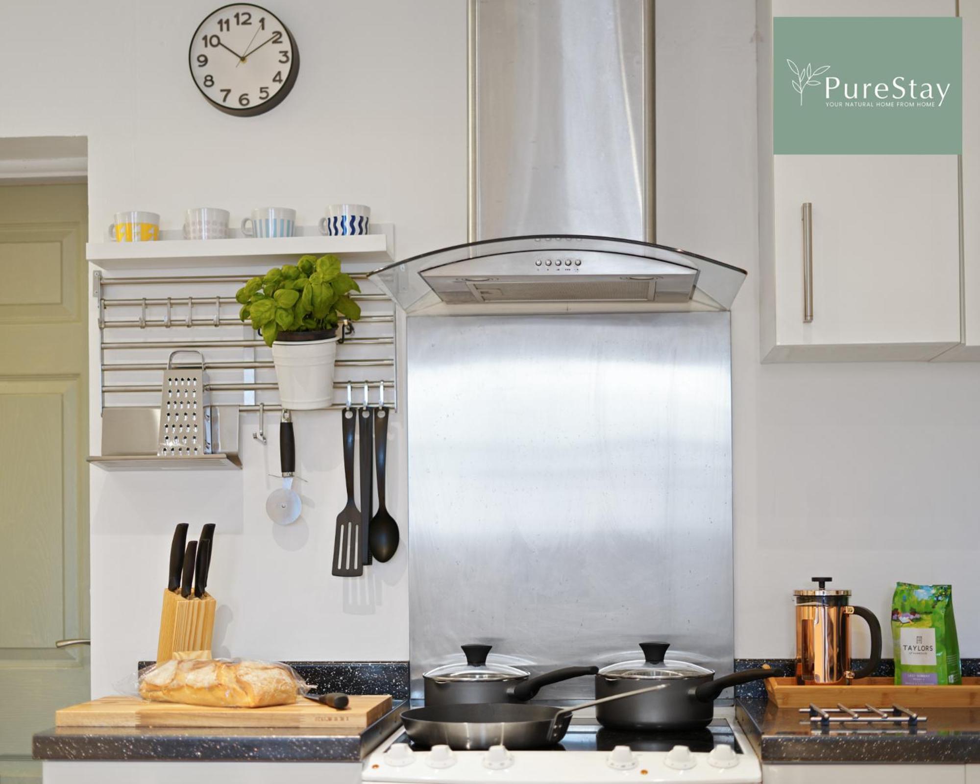 Stunning Two Bed Leamington Apartment With Free Wifi By Purestay Short Lets & Serviced Accommodation Luaran gambar