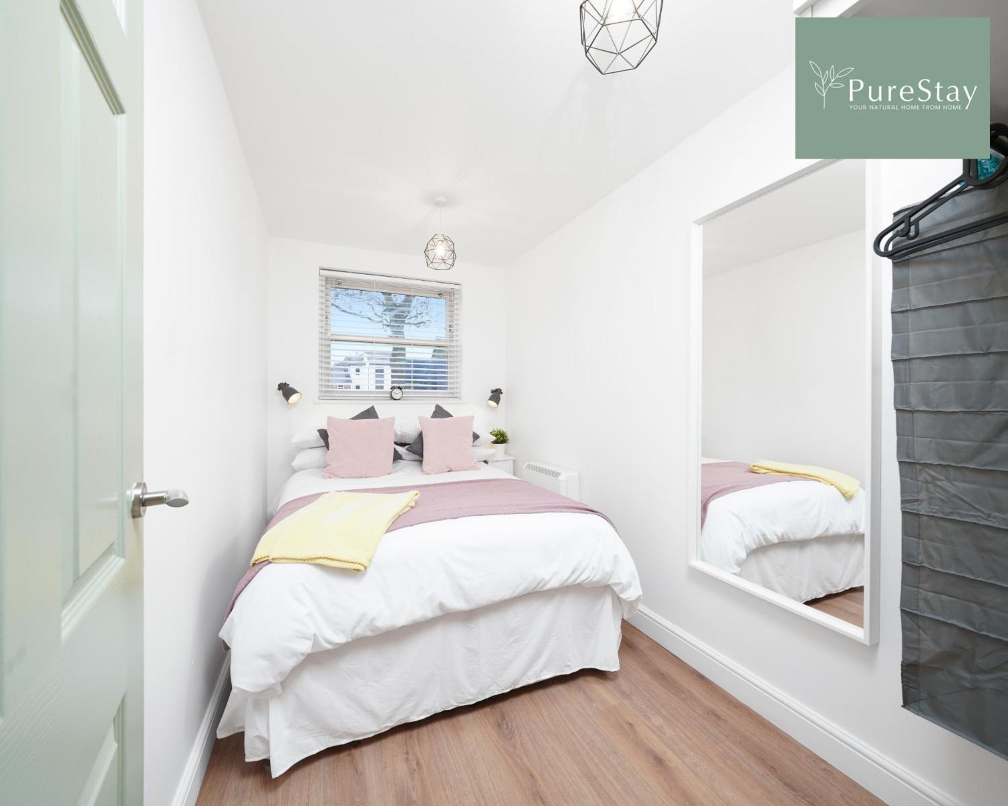 Stunning Two Bed Leamington Apartment With Free Wifi By Purestay Short Lets & Serviced Accommodation Luaran gambar