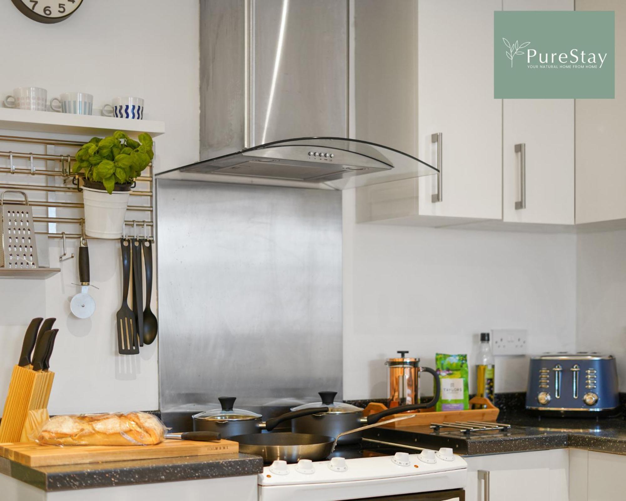 Stunning Two Bed Leamington Apartment With Free Wifi By Purestay Short Lets & Serviced Accommodation Luaran gambar